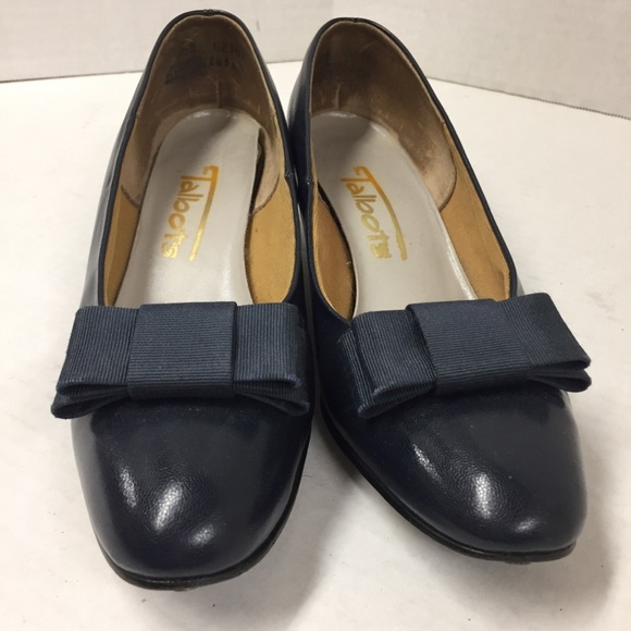 Vintage Talbots Dark Navy Leather Shoes - Picture 2 of 11
